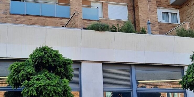 DUPLEX DE 3 DORM. ZONA ACADEMIA POLICIA